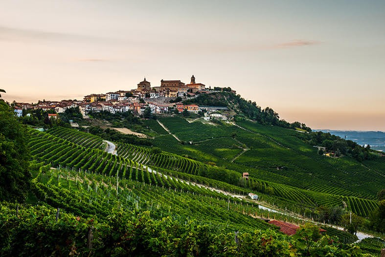 Passeggiando tra le colline delle Langhe