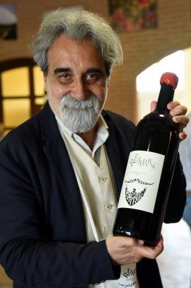 Rebarba, la Barbera d’Asti affinata in musica dal maestro Peppe Vessicchio