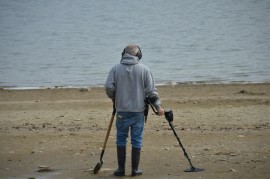 I benefici del metal detecting: come questa attività può essere utile anche per la salute mentale