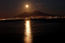 Napoli città: Arte o Luna Park?