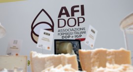 EXPORT FORMAGGI GIAPPONE: nel 2024 +14% a volume (il 40% è Dop) e +11% a valore