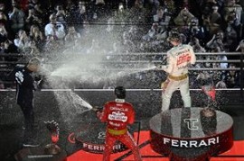 Ferrari Trento celebra il Gran Premio di Las Vegas con una speciale bottiglia 