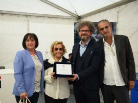 Il Premio Emilia in the World alla stilista Anna Molinari