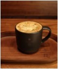 Starbucks Reserve™ Roastery Milano: ecco il nuovo Pistachio Praline Oat Latte 100% plant-based