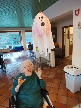 Halloween nelle RSA di Calice Ligure e Borghetto Santo Spirito: quando la tradizione diventa terapia