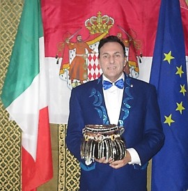 Splendore e autenticità: Luca Moretti svela la borsa di lusso Made in Italy al Principato di Monaco