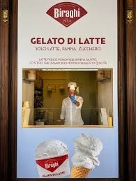 A Torino torna l’iconico Gelato di Latte Biraghi, simbolo di gusto e tradizione piemontese